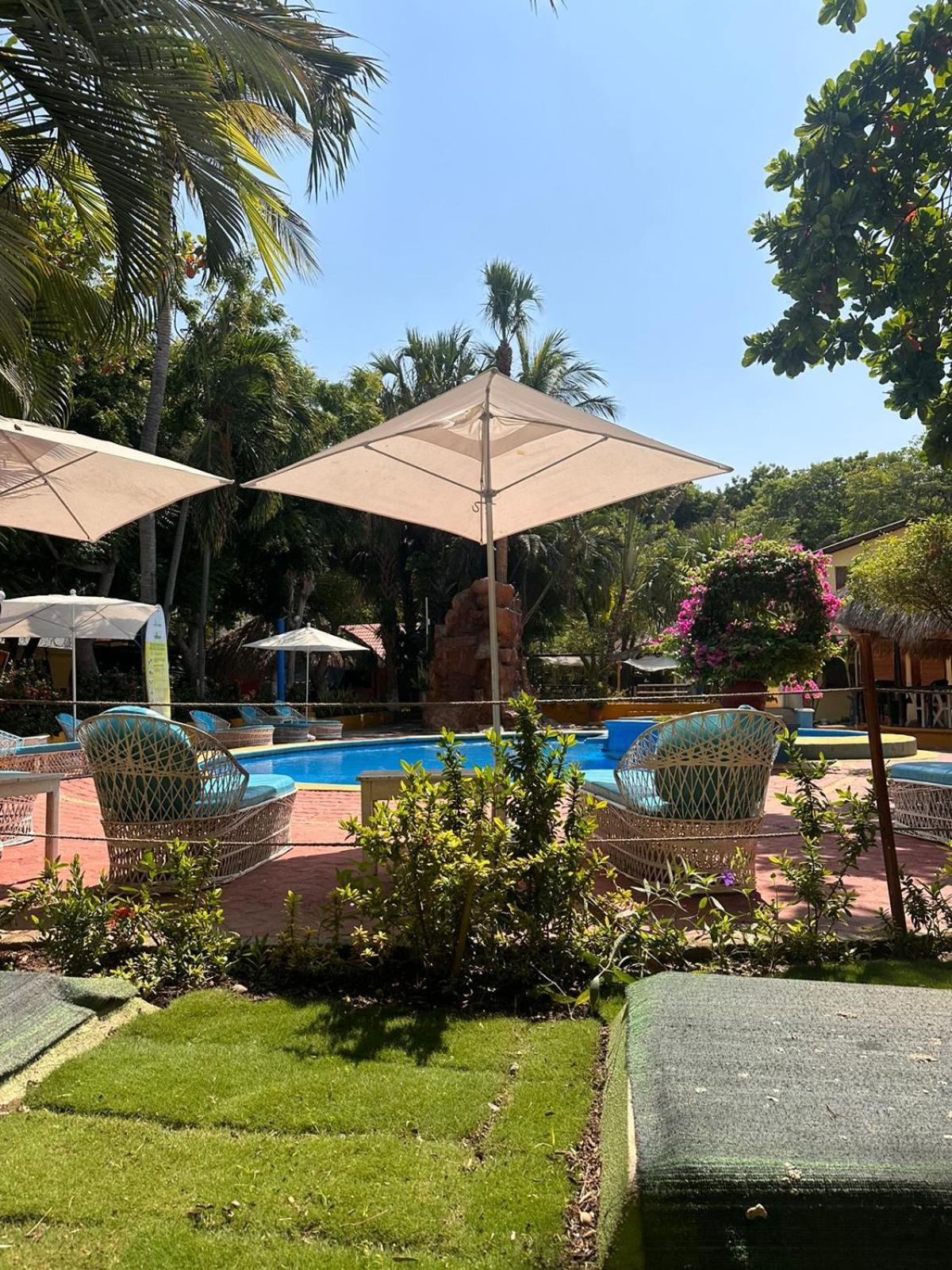 Hotel Bungalows Acuario Puerto Escondido  Buitenkant foto